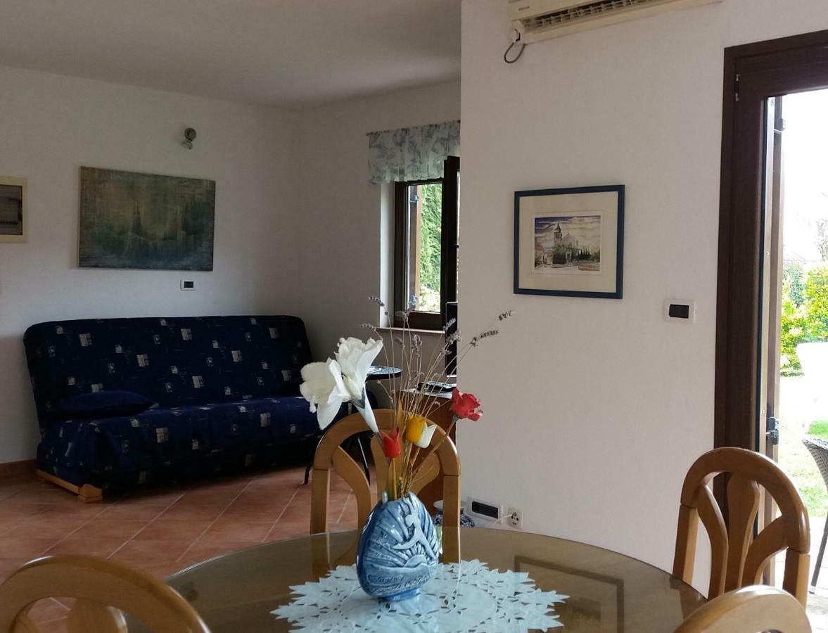 Bungalow Perla Funtana Kültér fotó